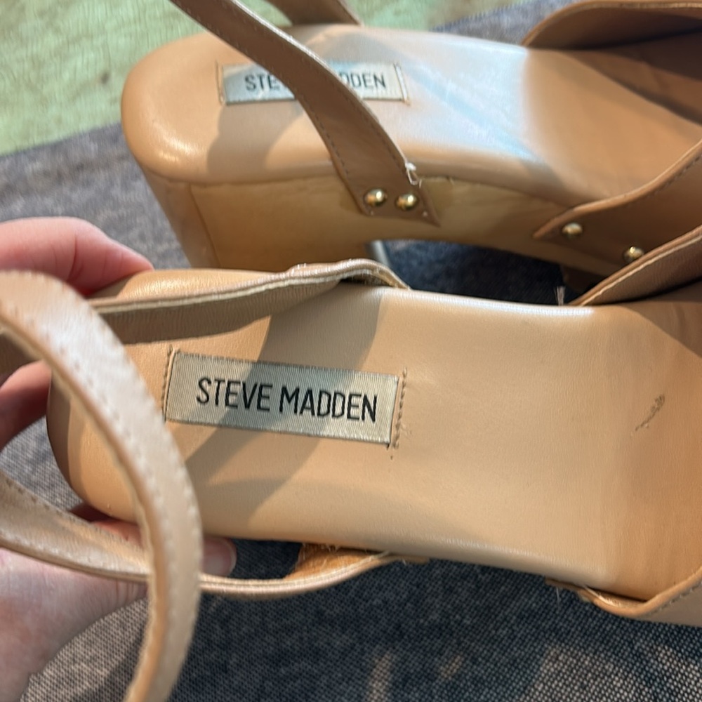 Steve Madden Ocala Tan Platform Lug Sole Block Heel Sandals Size 9.5 - Picture 4 of 7